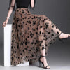 Chic und Stil | Elegant Maxi Skirt Made of Mesh with Floral Pattern