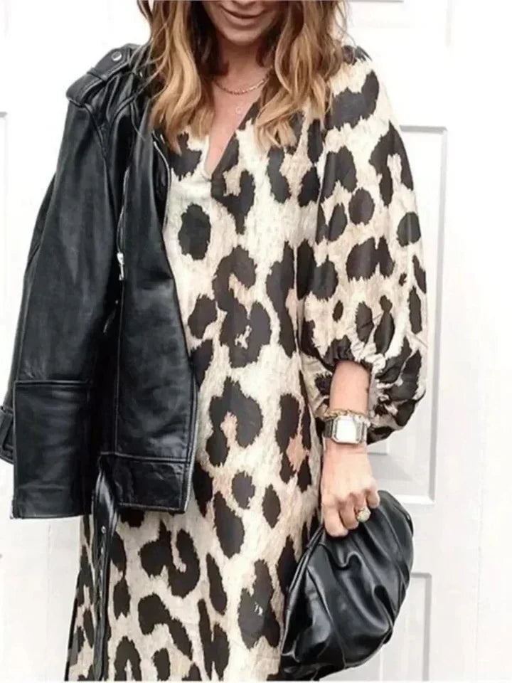 Linda – Elegant Leopard Print Dress