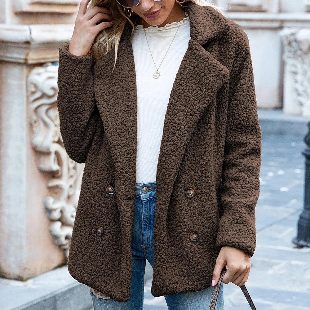 Mid-Length Coat with Double-Breasted Buttons Chic Warmth with a Timeless Silhouette