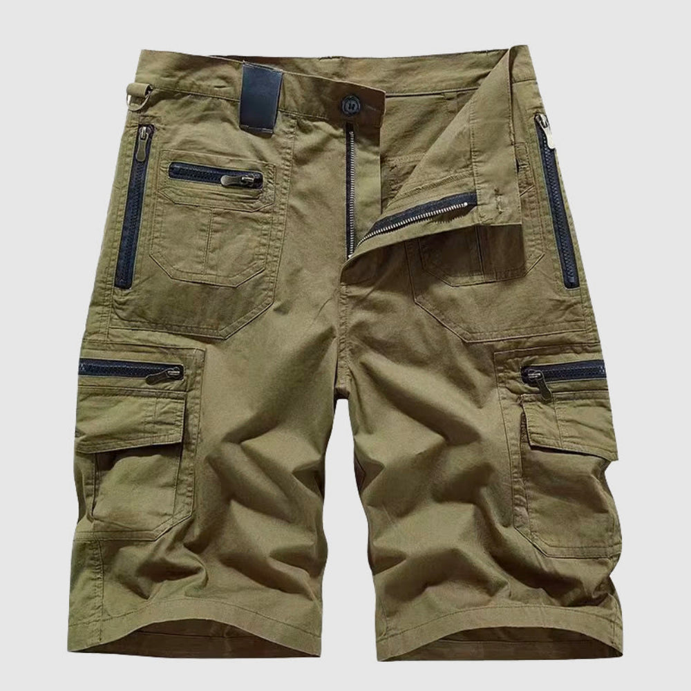 https://cdn.shopify.com/s/files/1/0876/2487/6380/files/Lorenzo_Vitali_Comau_Cargo_Shorts2.jpg?v=1774675994
