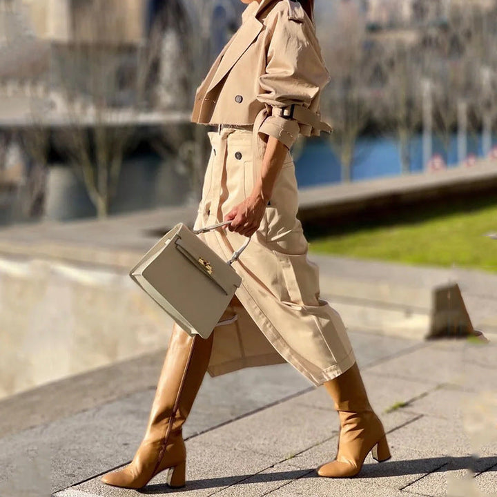 Chic and stylish ladies' jacket and skirt set