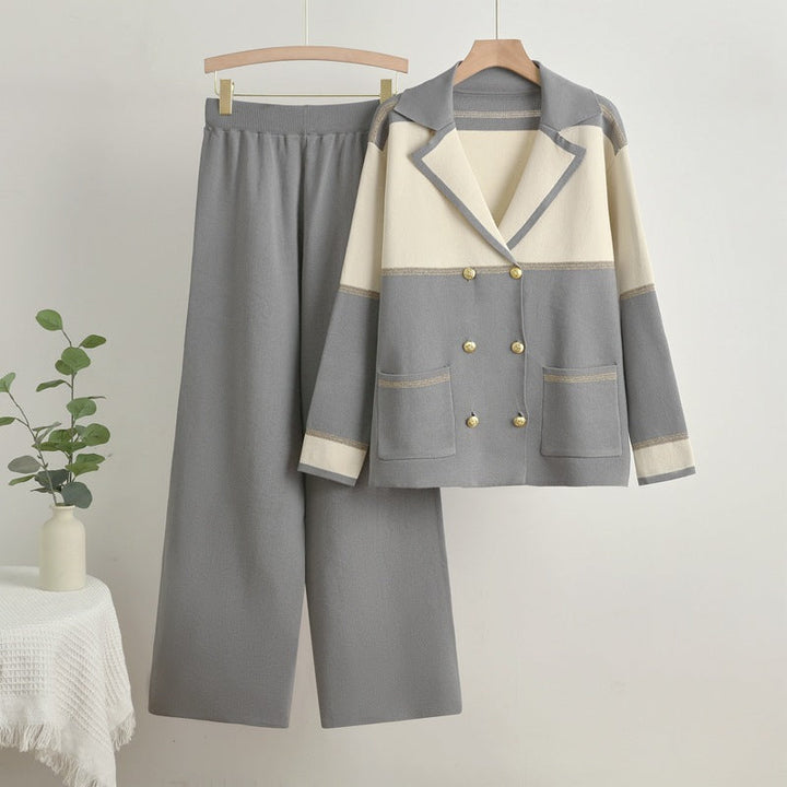Elegant and comfortable leisure set for women with double row of buttons Lune London