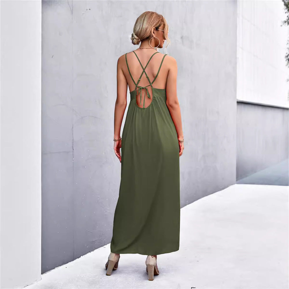 Casual summer dress for women with spaghetti straps and a voluminous cut Lune London