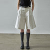 Shorts larges en tissu élégants et confortables pour femmes Chic & Stil