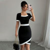 Robe ajustée pour femmes avec des poignets contrastés et un élégant décolleté carré Chic & Stil