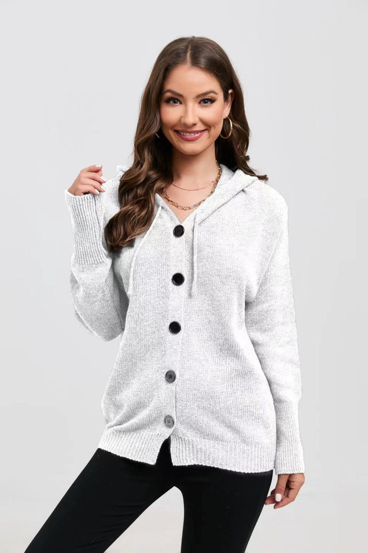 Casual knit cardigan for women with hood and large buttons Chic und Stil