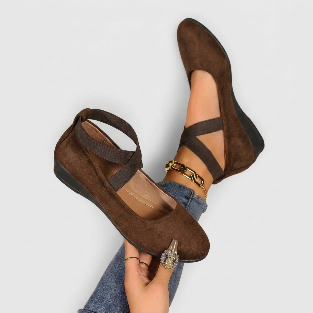 Chic Strappy Wedge Flats