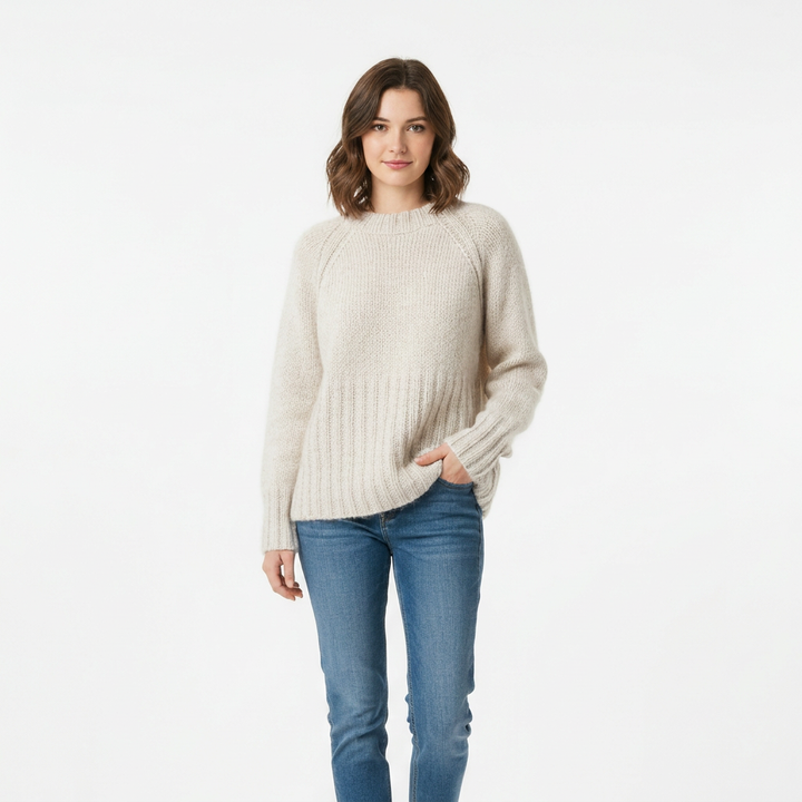 Women’s Thick Knit Pullover – Round Neck & Relaxed Fit