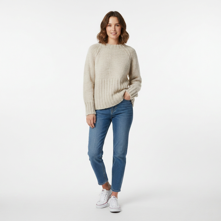 Women’s Thick Knit Pullover – Round Neck & Relaxed Fit