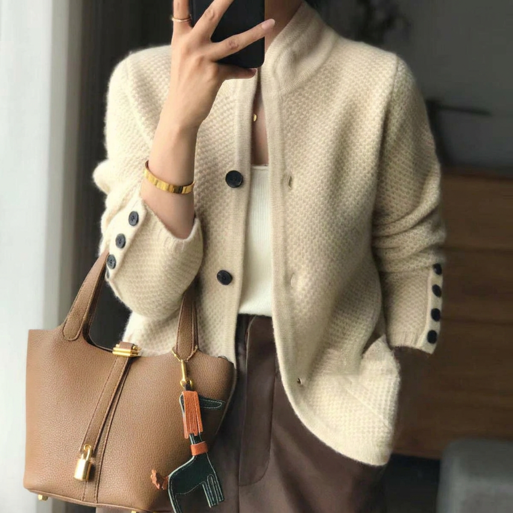 Button-Up Women’s Cardigan – Crew Neck
