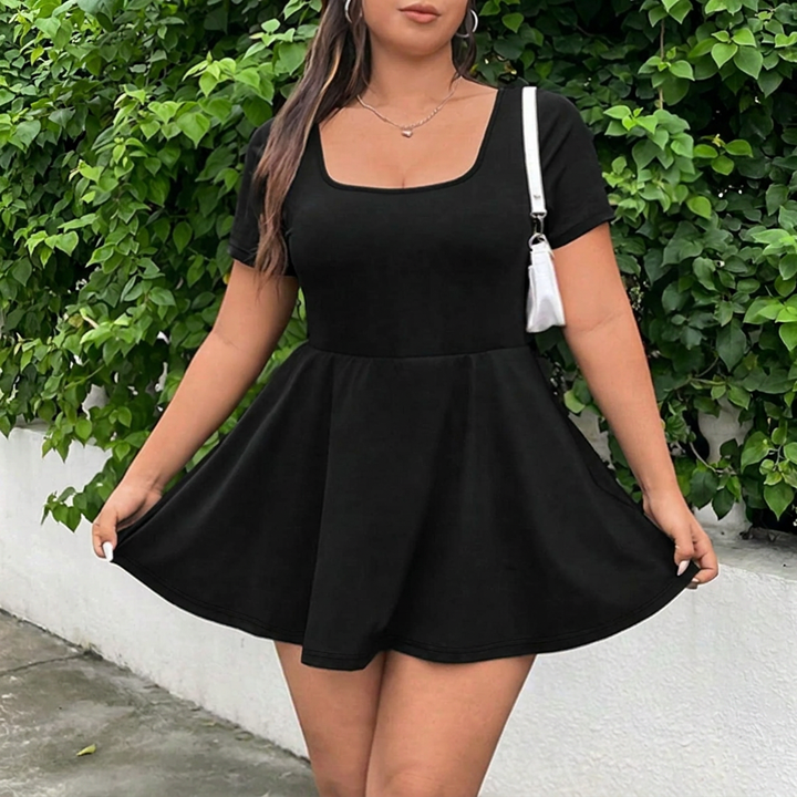 Elegant Women’s Swing Dress – Square Neckline